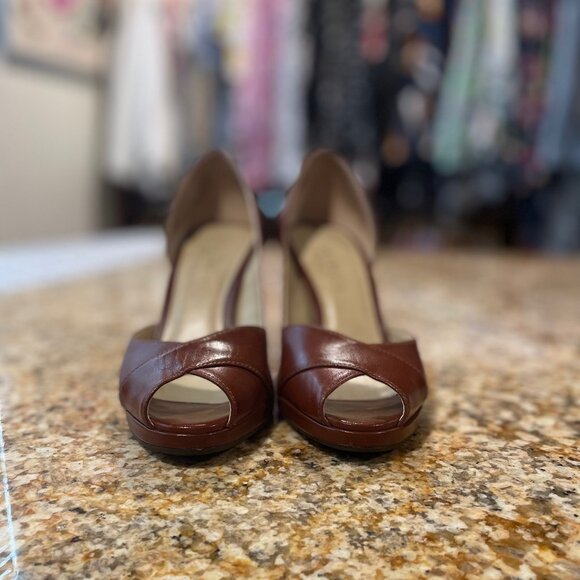 D'Orsay Peep Toe Pump - Picture 3 of 5